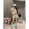 미우미우 컬렉션 데님 셔츠 & 데님 하프 팬츠