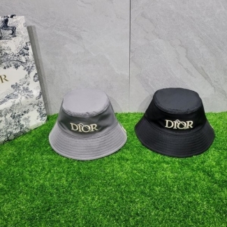 크리스찬 디올 버킷햇
