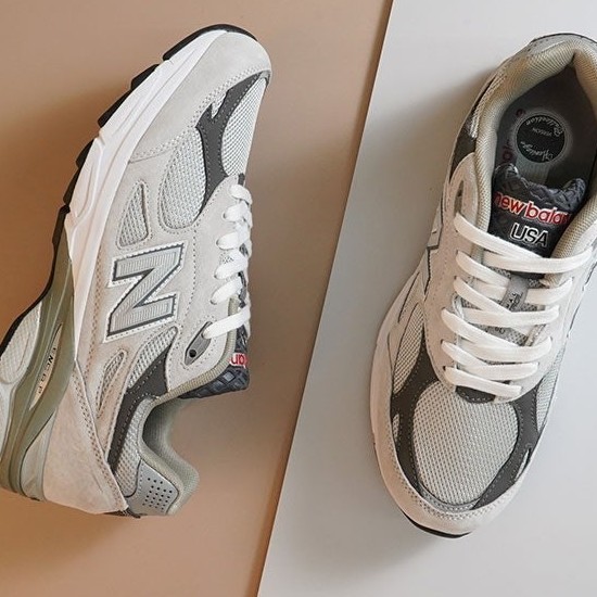 뉴발란스 990V3 메이드 인 USA 문빔 그레이