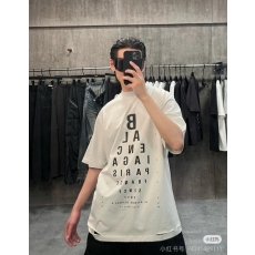 발렌시아가 티셔츠